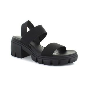 Steve Madden Chunky Lug Sole Sandals 8